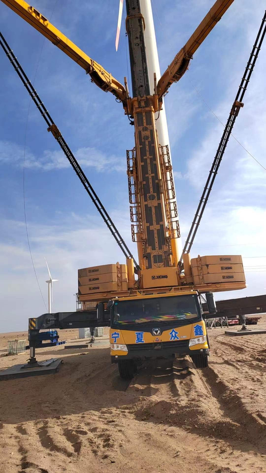 XCMG XCA1200 Used Boom Mobile All Terrain Crane 1200 Ton Crane Truck - עגורן לכל שטח: תמונה 4 XCMG XCA1200 Used Boom Mobile All Terrain Crane 1200 Ton Crane Truck - עגורן לכל שטח: תמונה 4