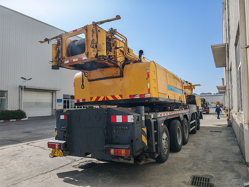 XCMG XCT110 used 110ton mobile hydraulic truck crane price - עגורן נייד: תמונה 4 XCMG XCT110 used 110ton mobile hydraulic truck crane price - עגורן נייד: תמונה 4