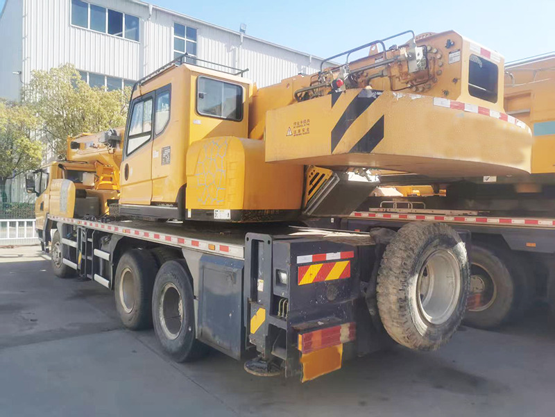 XCMG XCT20L5 20ton mobile crane truck for sale - עגורן נייד: תמונה 4 XCMG XCT20L5 20ton mobile crane truck for sale - עגורן נייד: תמונה 4