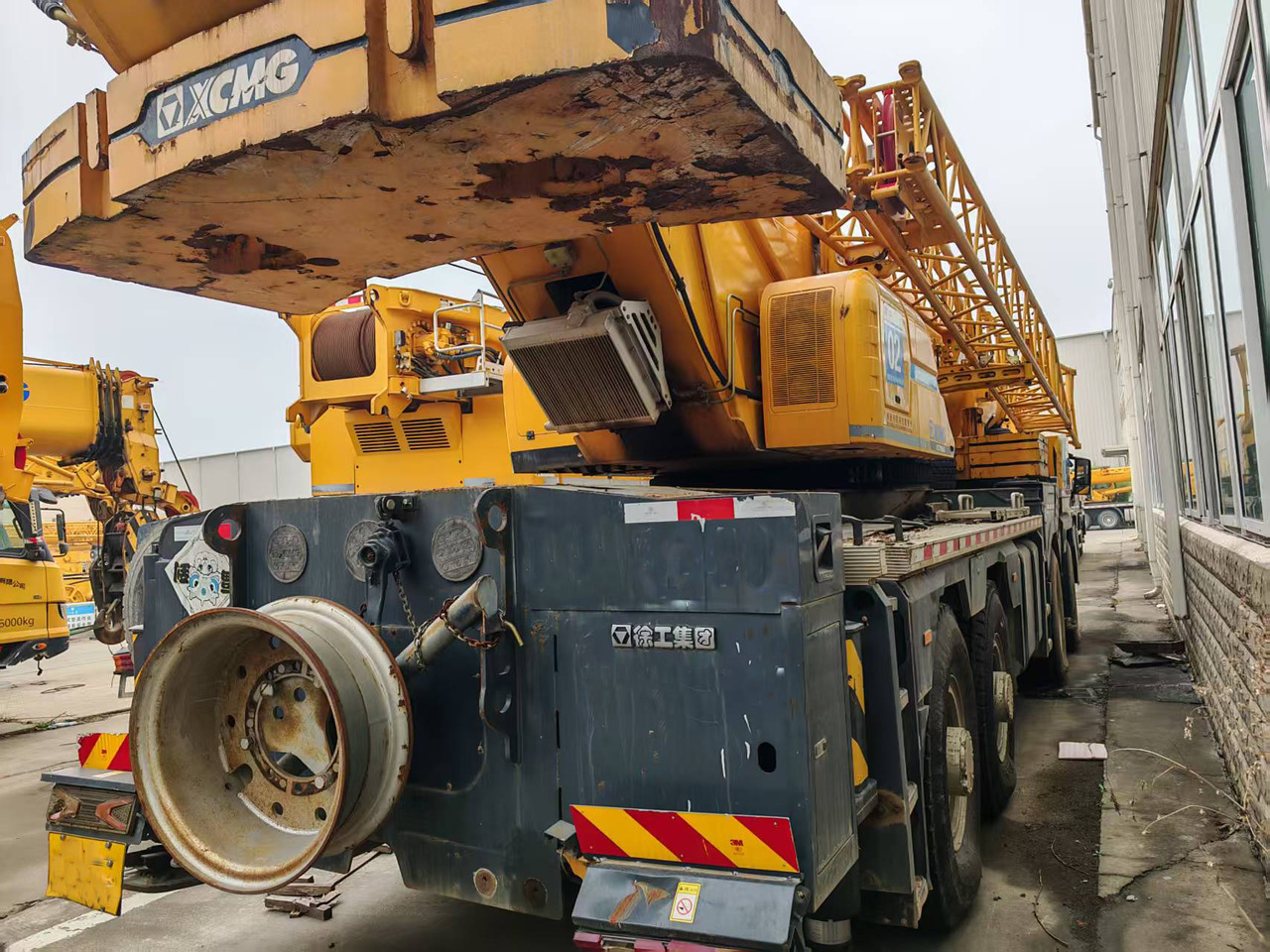 XCMG XCT80L6 80ton Mobile used hoist machine Lifting Truck Crane for Sale - עגורן נייד: תמונה 2 XCMG XCT80L6 80ton Mobile used hoist machine Lifting Truck Crane for Sale - עגורן נייד: תמונה 2
