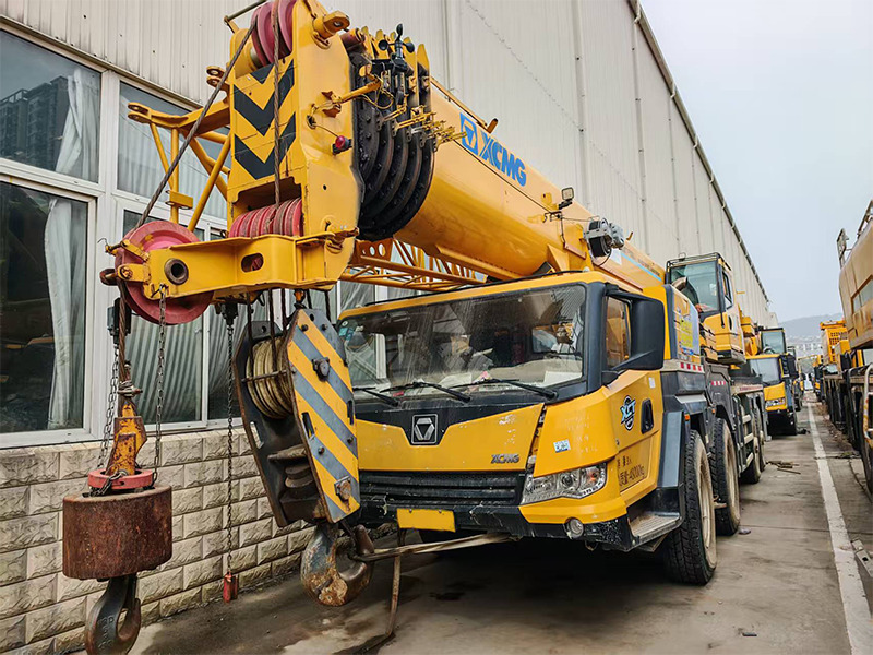 XCMG XCT80L6 80ton Mobile used hoist machine Lifting Truck Crane for Sale - עגורן נייד: תמונה 5 XCMG XCT80L6 80ton Mobile used hoist machine Lifting Truck Crane for Sale - עגורן נייד: תמונה 5