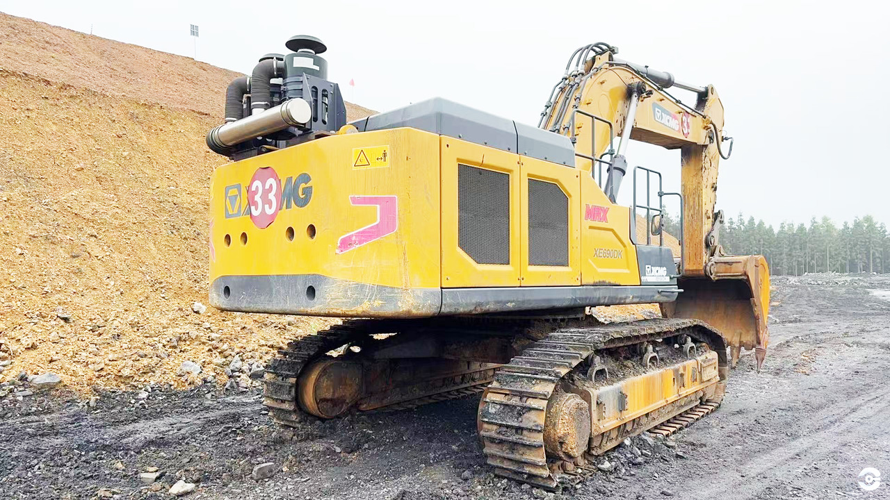 XCMG XE690DK heavy duty used excavator crawler price - מחפר סורק: תמונה 4 XCMG XE690DK heavy duty used excavator crawler price - מחפר סורק: תמונה 4