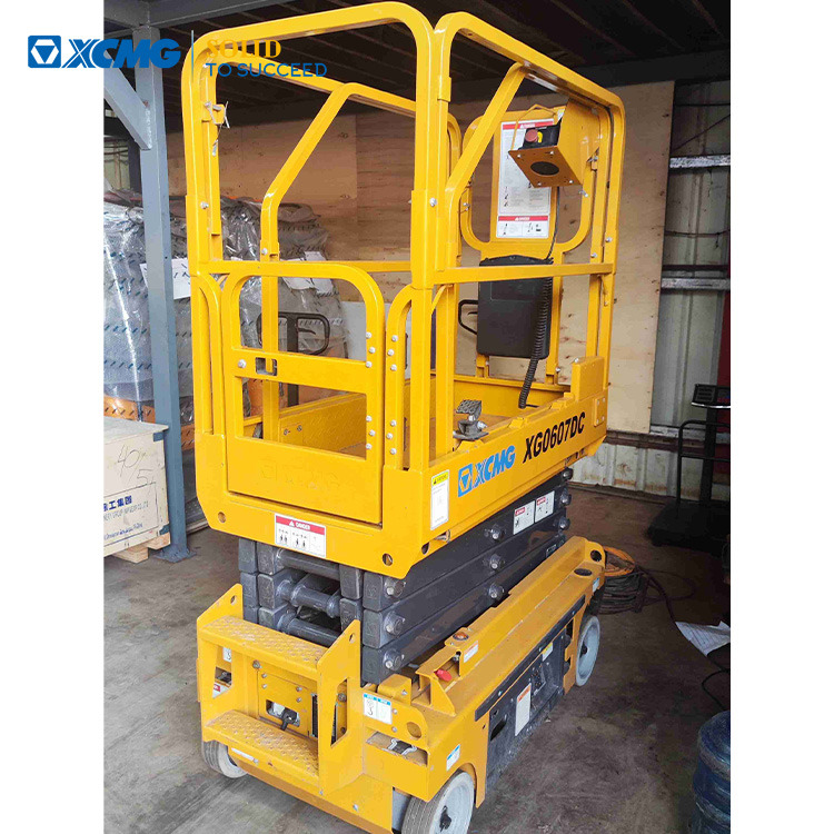 XCMG XG0607DC 6m diesel wheeled scissor lift for sale - מעלית מספריים: תמונה 1 XCMG XG0607DC 6m diesel wheeled scissor lift for sale - מעלית מספריים: תמונה 1