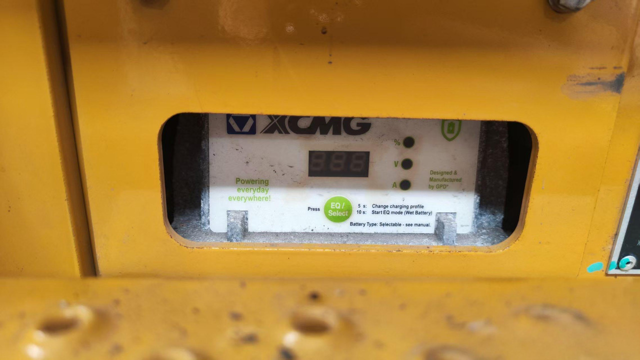 XCMG XG0607DC 6m diesel wheeled scissor lift for sale - מעלית מספריים: תמונה 2 XCMG XG0607DC 6m diesel wheeled scissor lift for sale - מעלית מספריים: תמונה 2