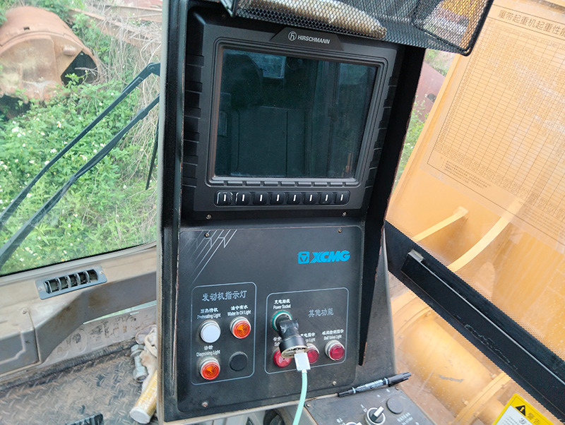 XCMG XGC150-IA 150ton crawler crane price - עגורן זוחל: תמונה 2 XCMG XGC150-IA 150ton crawler crane price - עגורן זוחל: תמונה 2