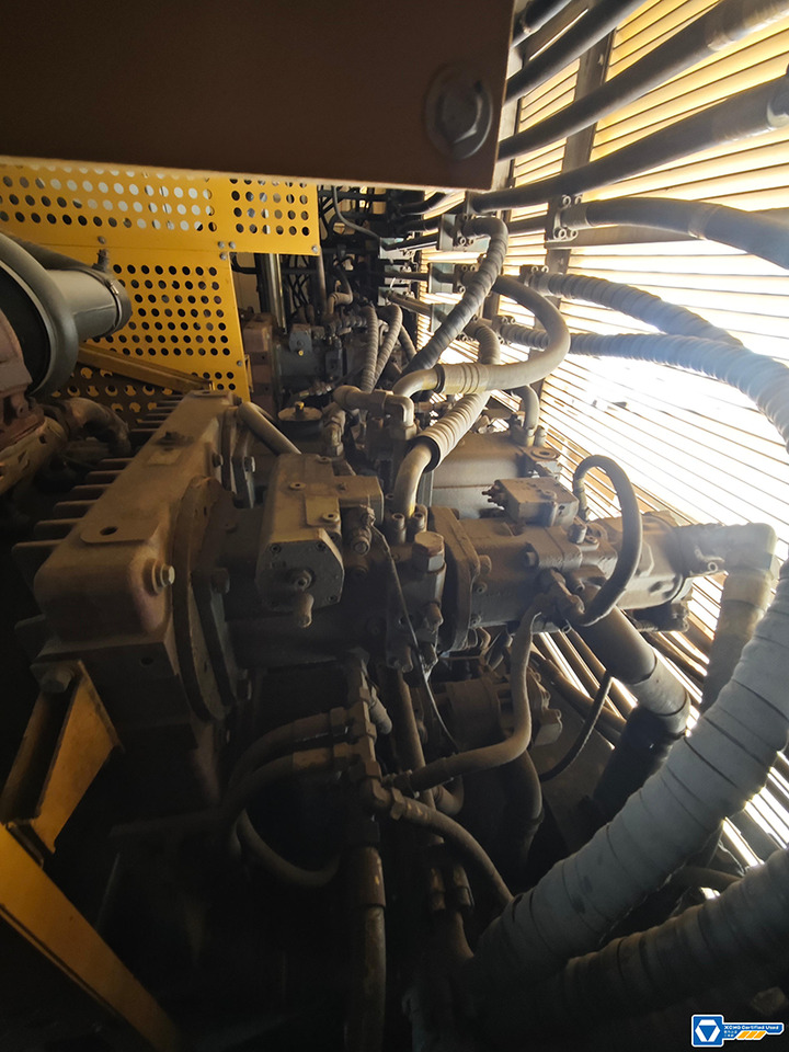 XCMG XGC28000 used 2000ton large tons crawler crane price - עגורן זוחל: תמונה 2 XCMG XGC28000 used 2000ton large tons crawler crane price - עגורן זוחל: תמונה 2