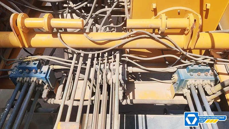 XCMG XGC650 650ton used hydraulic crawler crane for sale - עגורן זוחל: תמונה 2 XCMG XGC650 650ton used hydraulic crawler crane for sale - עגורן זוחל: תמונה 2
