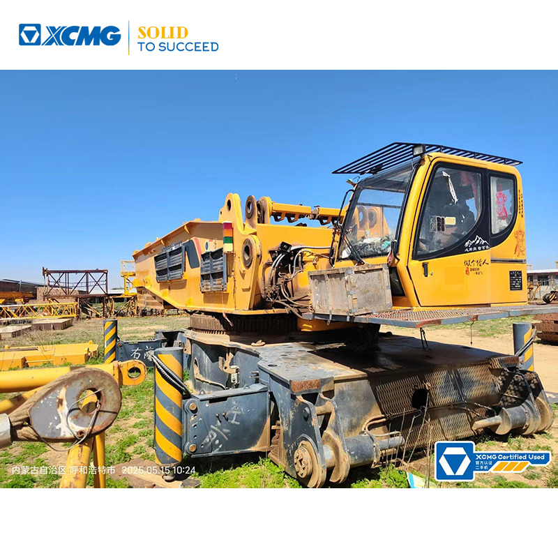 XCMG XGC650 used mobile hydraulic hoist lift machine 650ton crawler crane - עגורן זוחל: תמונה 1 XCMG XGC650 used mobile hydraulic hoist lift machine 650ton crawler crane - עגורן זוחל: תמונה 1