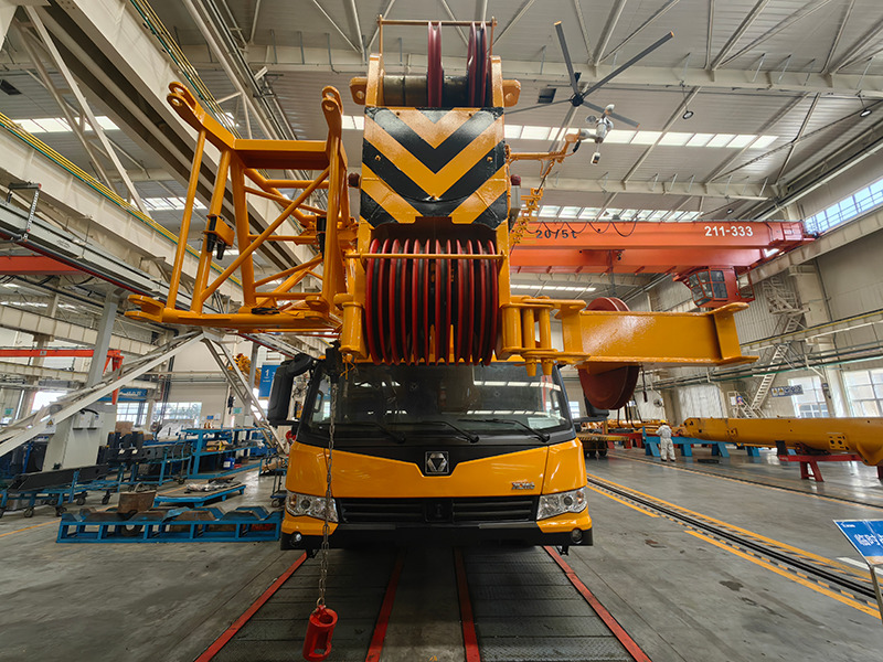 עגורן XCMG used XCT110 110ton telescopic boom truck crane mobile for sale: תמונה 9