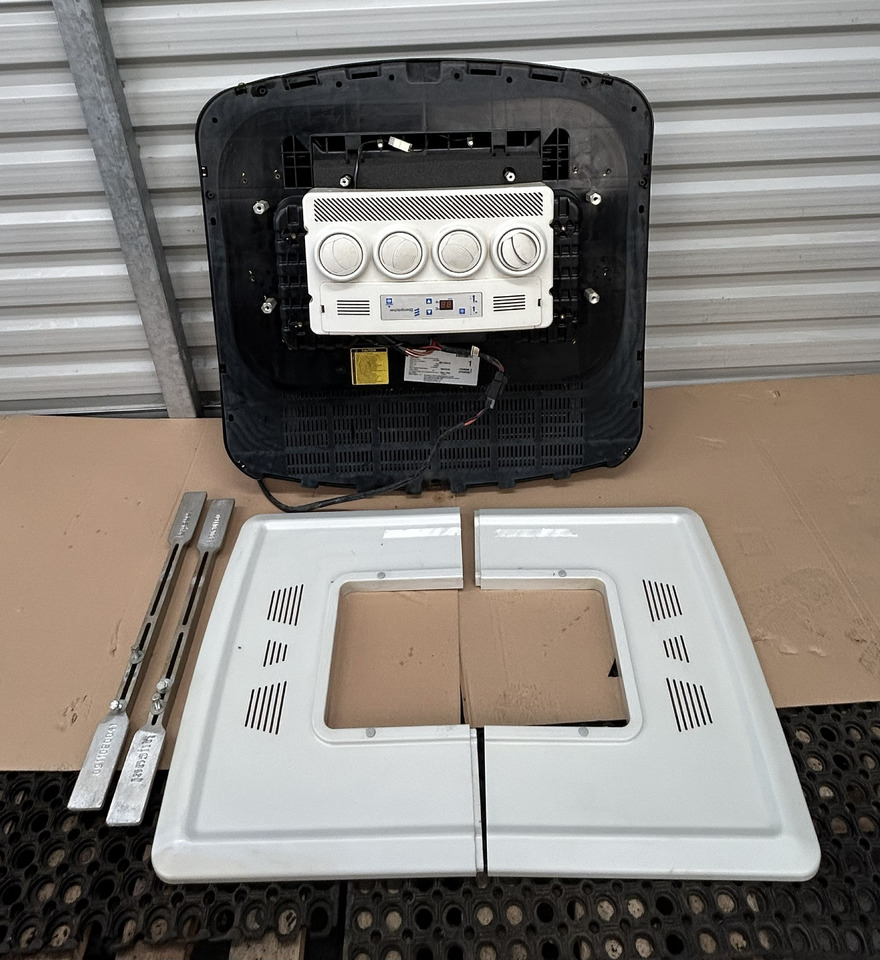 COOLTRONIC 1400 G2 SLIM HATCH - חלק מזגן עבור משאית: תמונה 1 COOLTRONIC 1400 G2 SLIM HATCH - חלק מזגן עבור משאית: תמונה 1