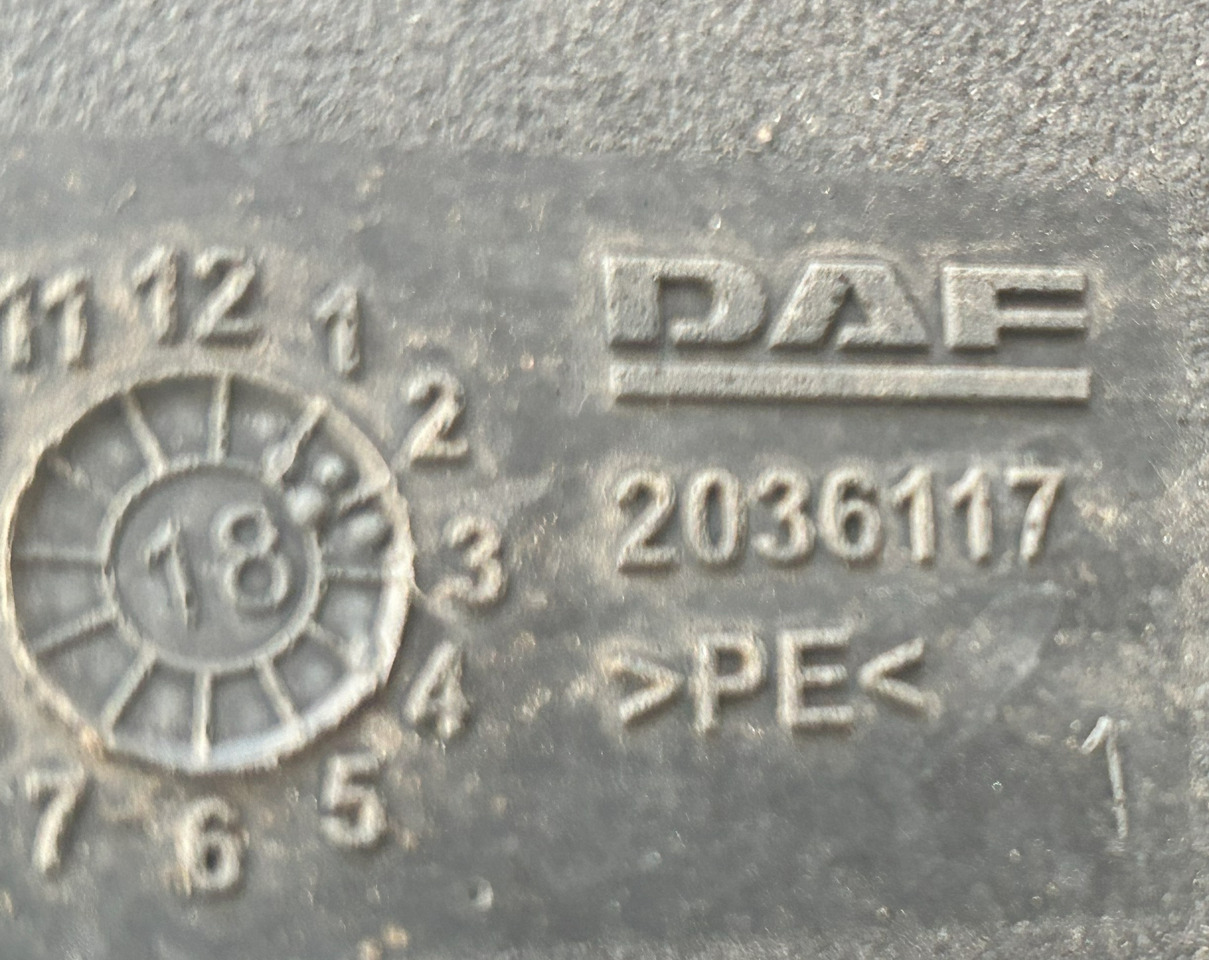 DAF ADBLUE FLUID TANK 90L XF 106 480 - מכל AdBlue: תמונה 4 DAF ADBLUE FLUID TANK 90L XF 106 480 - מכל AdBlue: תמונה 4