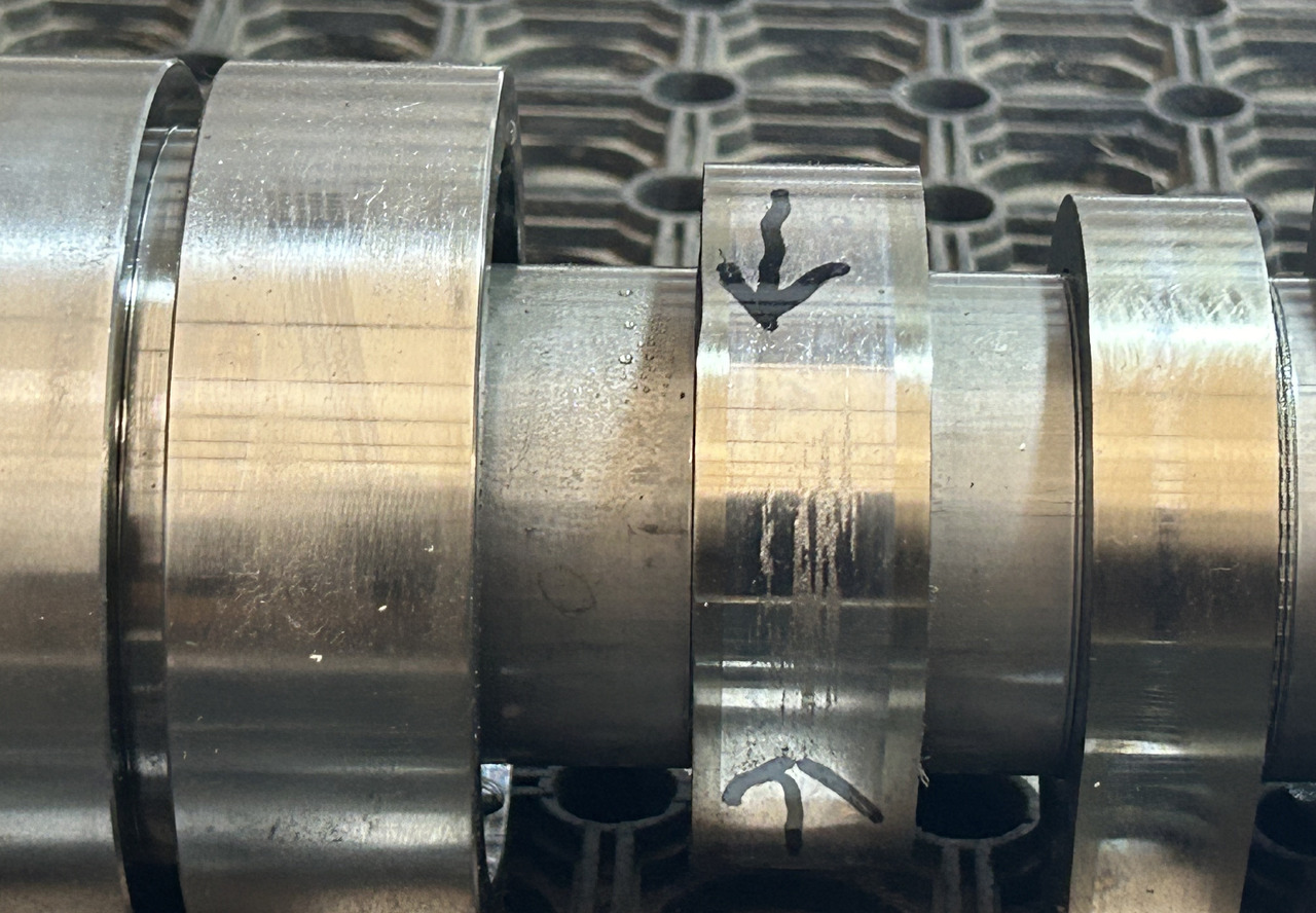 DAF CAMSHAFT DAF XF 106 480 530 - גל זיזים: תמונה 3 DAF CAMSHAFT DAF XF 106 480 530 - גל זיזים: תמונה 3