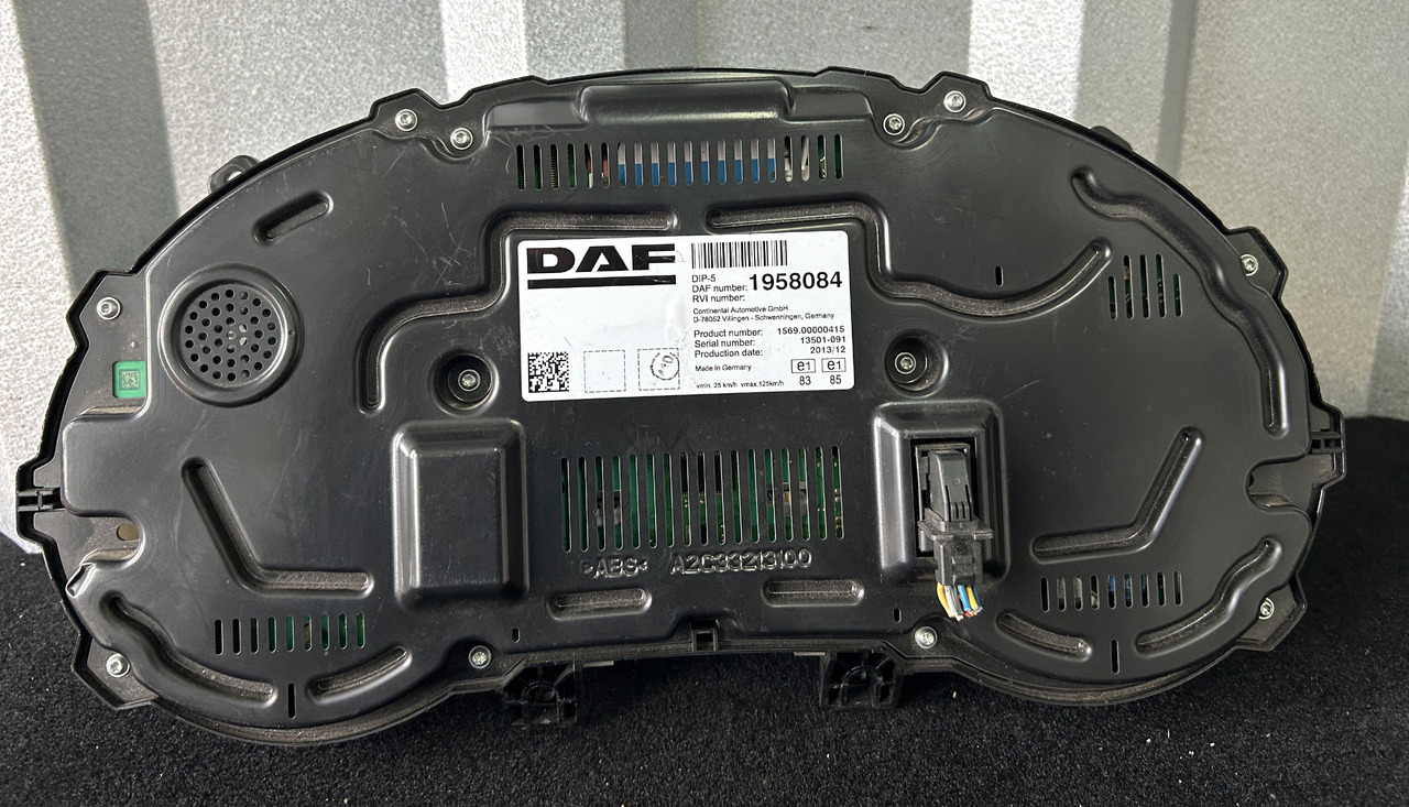 DAF DAF XF 106 CLOCK COUNTER 1958084 - לוח מחוונים: תמונה 2 DAF DAF XF 106 CLOCK COUNTER 1958084 - לוח מחוונים: תמונה 2