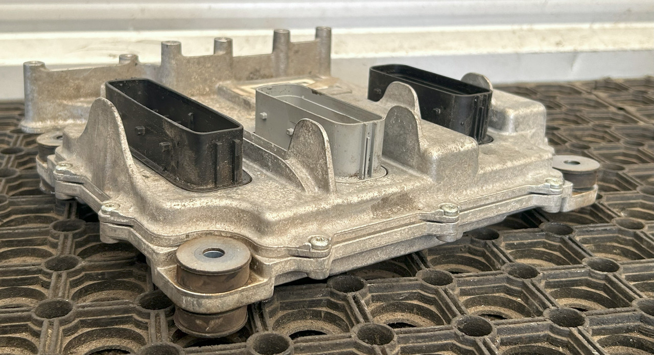 DAF ENGINE CONTROLLER DAF CF EURO 6 - ECU: תמונה 5 DAF ENGINE CONTROLLER DAF CF EURO 6 - ECU: תמונה 5