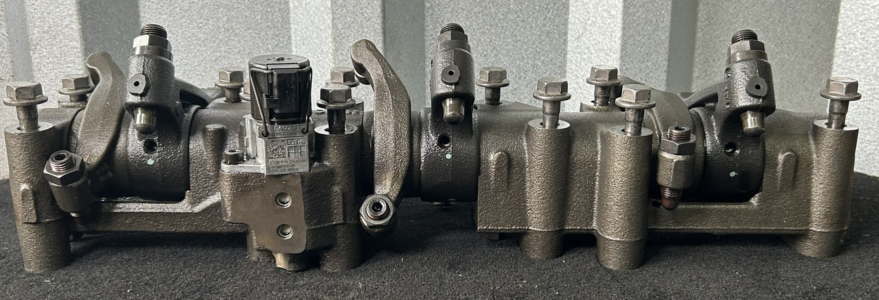 DAF XF 106 480 530 MX ROLLER ARM KEYPAD - מוט דחיפה: תמונה 4 DAF XF 106 480 530 MX ROLLER ARM KEYPAD - מוט דחיפה: תמונה 4