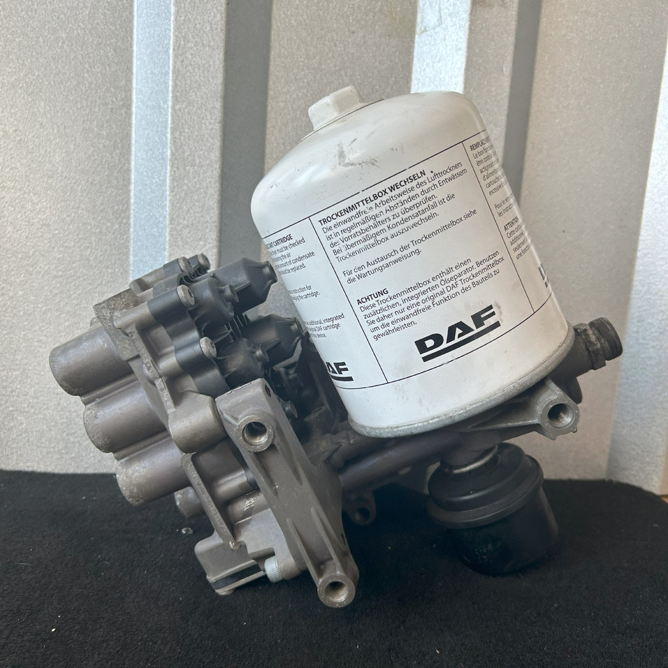 DAF XF 106 480 APU KIT ZEL2100 2027747 ( ELA1000 + AE6000) - שסתום בלמים: תמונה 1 DAF XF 106 480 APU KIT ZEL2100 2027747 ( ELA1000 + AE6000) - שסתום בלמים: תמונה 1