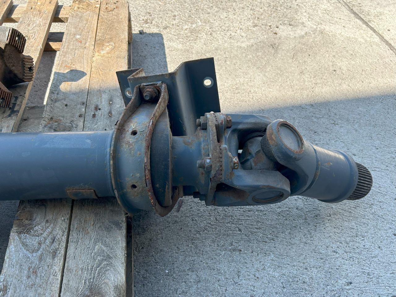 DAF XF 106 480 DRIVE SHAFT - גל מדחף: תמונה 4 DAF XF 106 480 DRIVE SHAFT - גל מדחף: תמונה 4