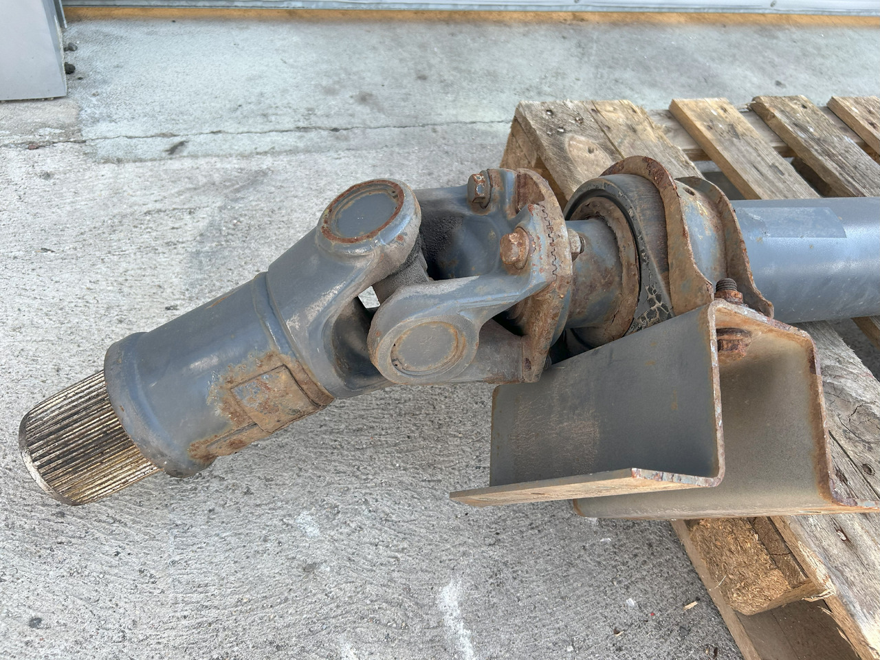 DAF XF 106 480 DRIVE SHAFT - גל מדחף: תמונה 2 DAF XF 106 480 DRIVE SHAFT - גל מדחף: תמונה 2
