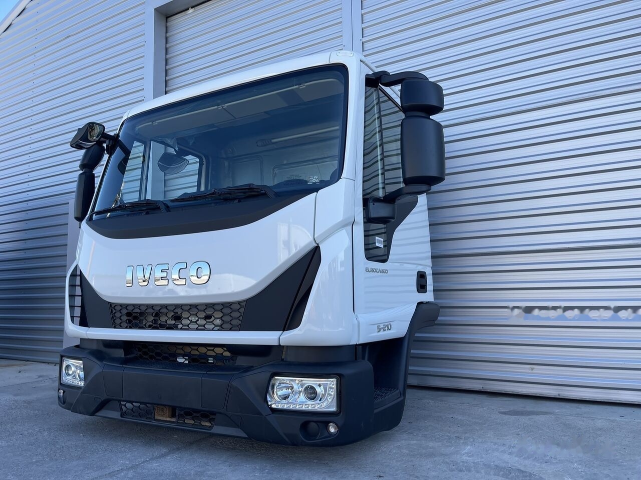 IVECO Eurocargo for IVECO Eurocargo DAY cabine - תא עבור מכונית: תמונה 1 IVECO Eurocargo for IVECO Eurocargo DAY cabine - תא עבור מכונית: תמונה 1