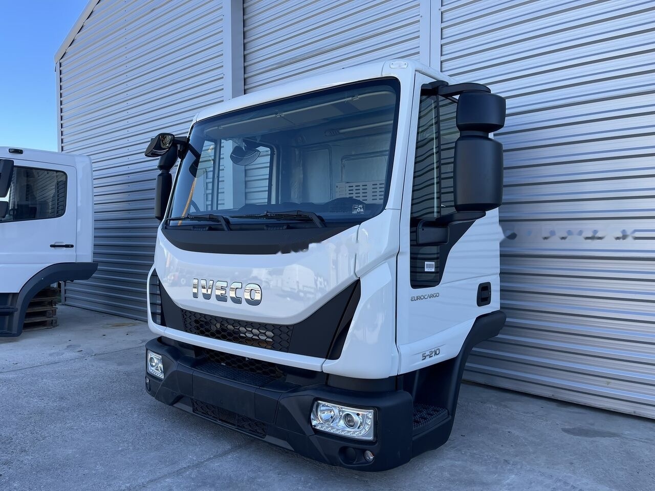 IVECO Eurocargo for IVECO Eurocargo DAY cabine - תא עבור מכונית: תמונה 5 IVECO Eurocargo for IVECO Eurocargo DAY cabine - תא עבור מכונית: תמונה 5
