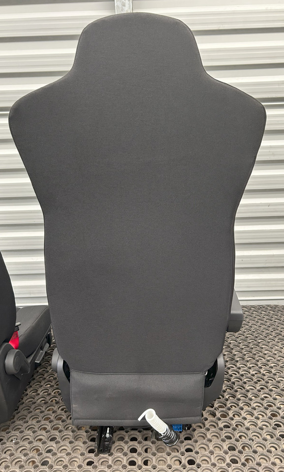 IVECO NEW SEAT IVECO S-WAY - מושב: תמונה 5 IVECO NEW SEAT IVECO S-WAY - מושב: תמונה 5