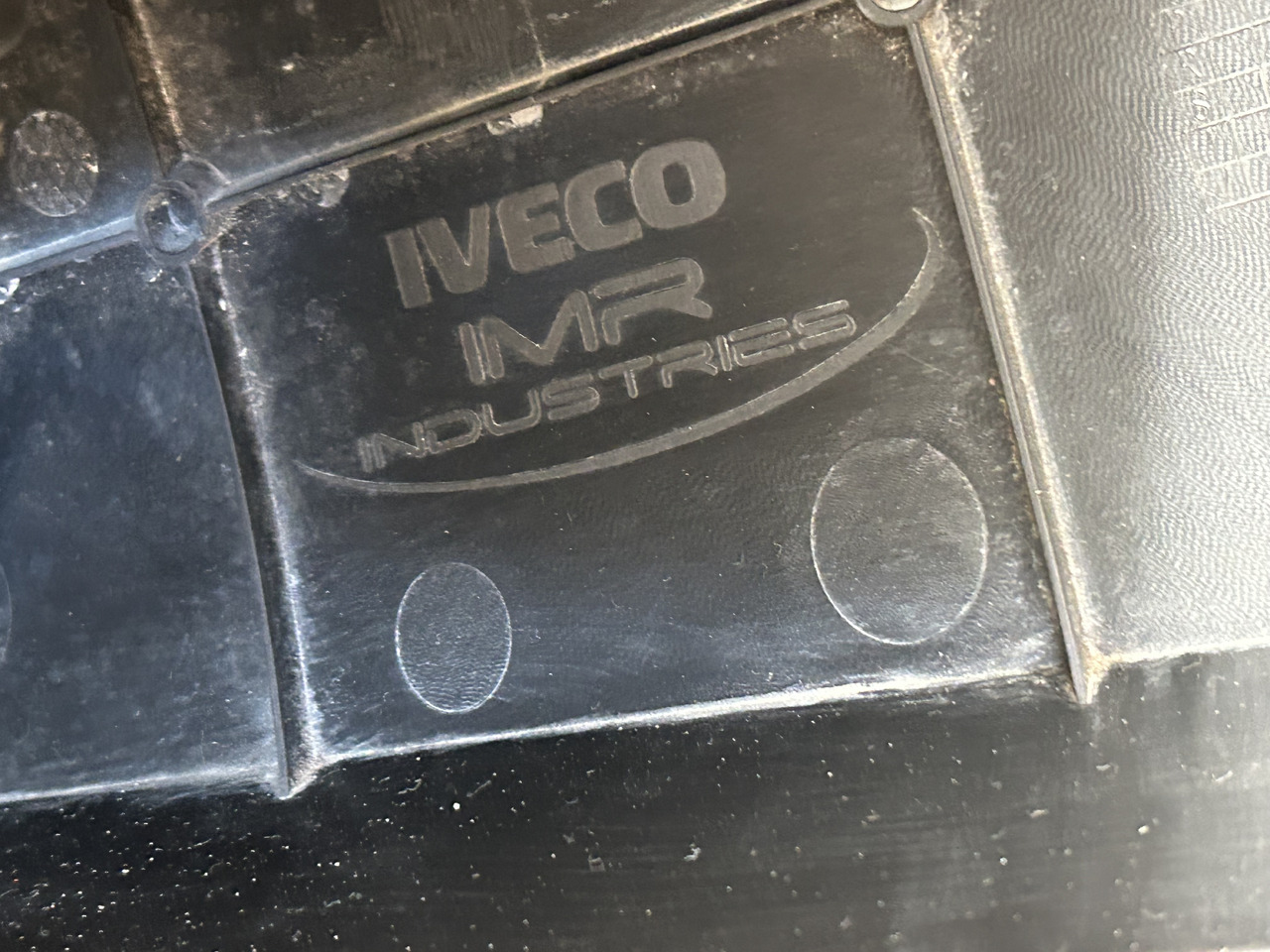 IVECO STOPIEŃ PRAWY STOPNICA + MOCOWANIE S-WAY - צעד: תמונה 4 IVECO STOPIEŃ PRAWY STOPNICA + MOCOWANIE S-WAY - צעד: תמונה 4