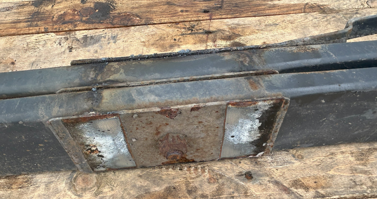 MERCEDES 2-LEAF SPRING MERCEDES ACTROS - מתלה פלדה: תמונה 4 MERCEDES 2-LEAF SPRING MERCEDES ACTROS - מתלה פלדה: תמונה 4