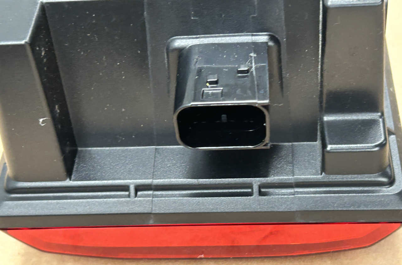 MERCEDES A SET OF LED REAR LAMPS AROCS ACTROS MP4 MP5 - פנס אחורי: תמונה 5 MERCEDES A SET OF LED REAR LAMPS AROCS ACTROS MP4 MP5 - פנס אחורי: תמונה 5
