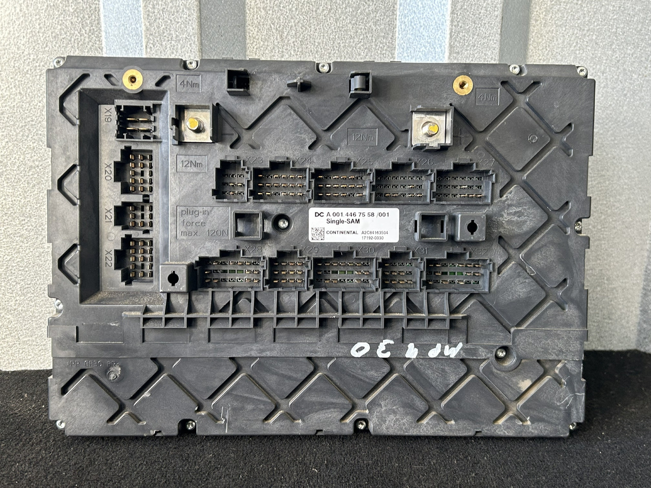 MERCEDES ACTROS MP4 A FUSE MODULE SAM - נתיך: תמונה 2 MERCEDES ACTROS MP4 A FUSE MODULE SAM - נתיך: תמונה 2