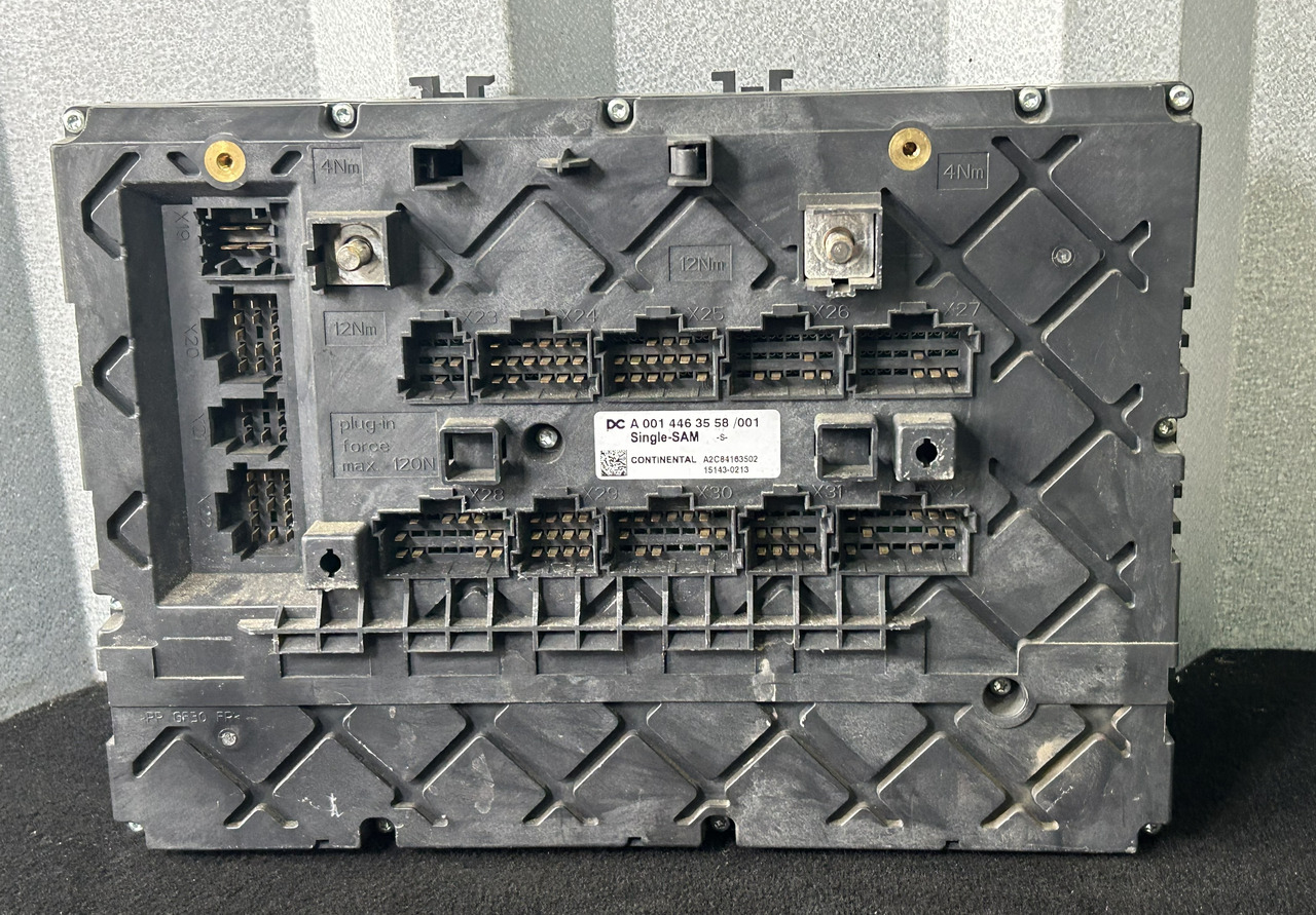 MERCEDES ACTROS MP4 A FUSE MODULE SAM - נתיך: תמונה 2 MERCEDES ACTROS MP4 A FUSE MODULE SAM - נתיך: תמונה 2