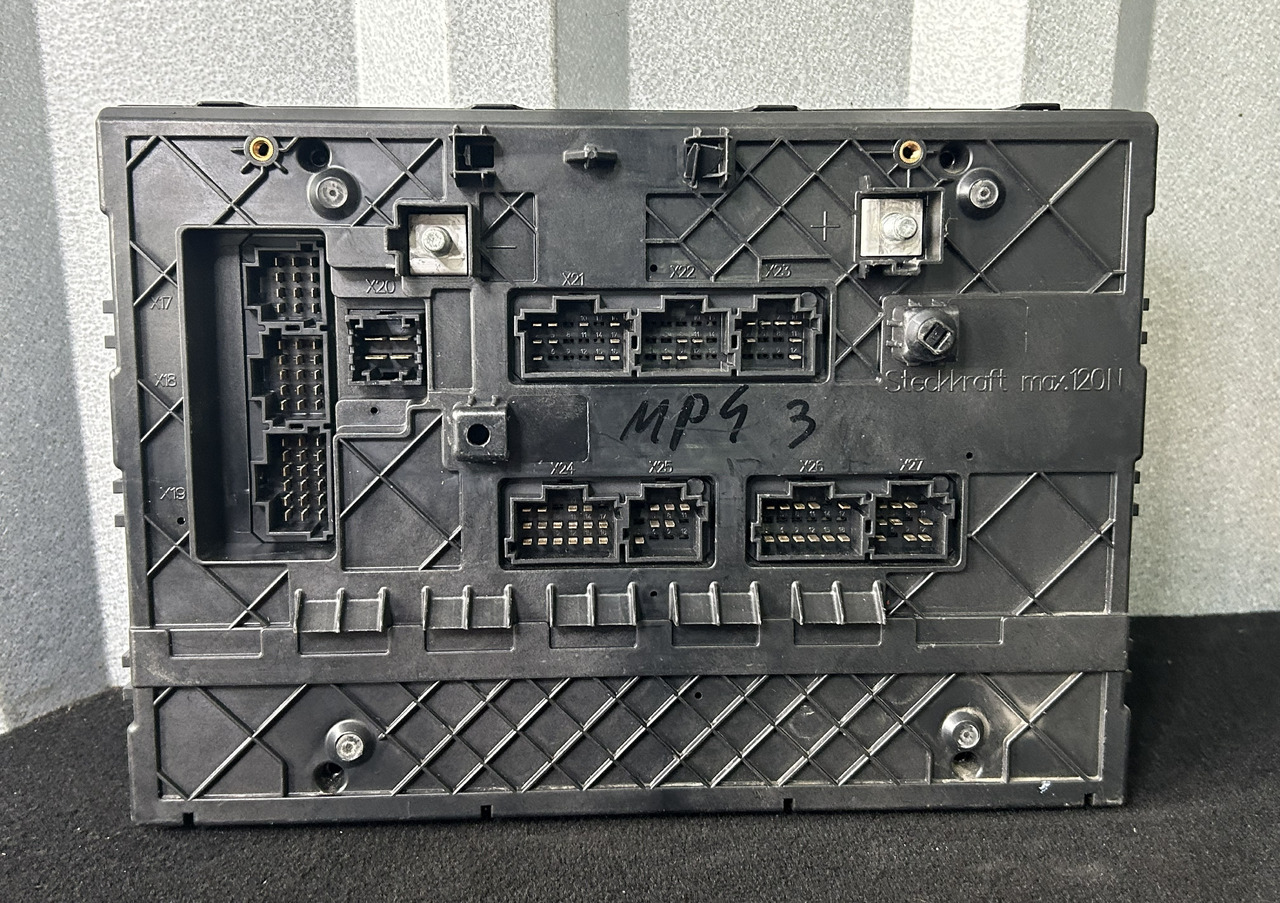 MERCEDES ACTROS MP4 A FUSE MODULE SAM - נתיך: תמונה 2 MERCEDES ACTROS MP4 A FUSE MODULE SAM - נתיך: תמונה 2