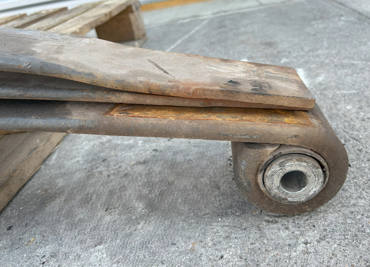 MERCEDES-BENZ 3-LEAF SPRING FRONT FOR MERCEDES AROCS MP4 - מתלה פלדה: תמונה 2 MERCEDES-BENZ 3-LEAF SPRING FRONT FOR MERCEDES AROCS MP4 - מתלה פלדה: תמונה 2