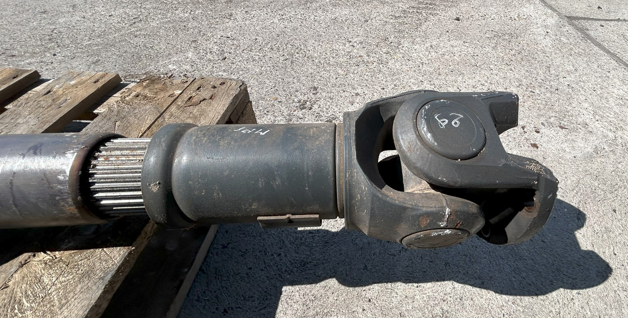 MERCEDES-BENZ AROCS MP4 DRIVE SHAFT 1544 MM - גל מדחף: תמונה 3 MERCEDES-BENZ AROCS MP4 DRIVE SHAFT 1544 MM - גל מדחף: תמונה 3