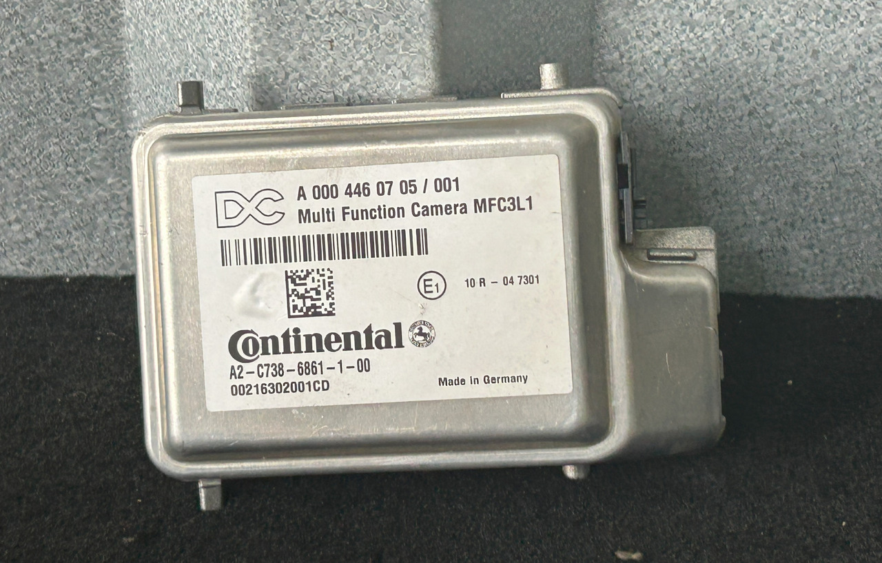 MERCEDES-BENZ AROCS MP4 WINDSCREEN CAMERA LANE ASSISTANT - חיישן: תמונה 1 MERCEDES-BENZ AROCS MP4 WINDSCREEN CAMERA LANE ASSISTANT - חיישן: תמונה 1