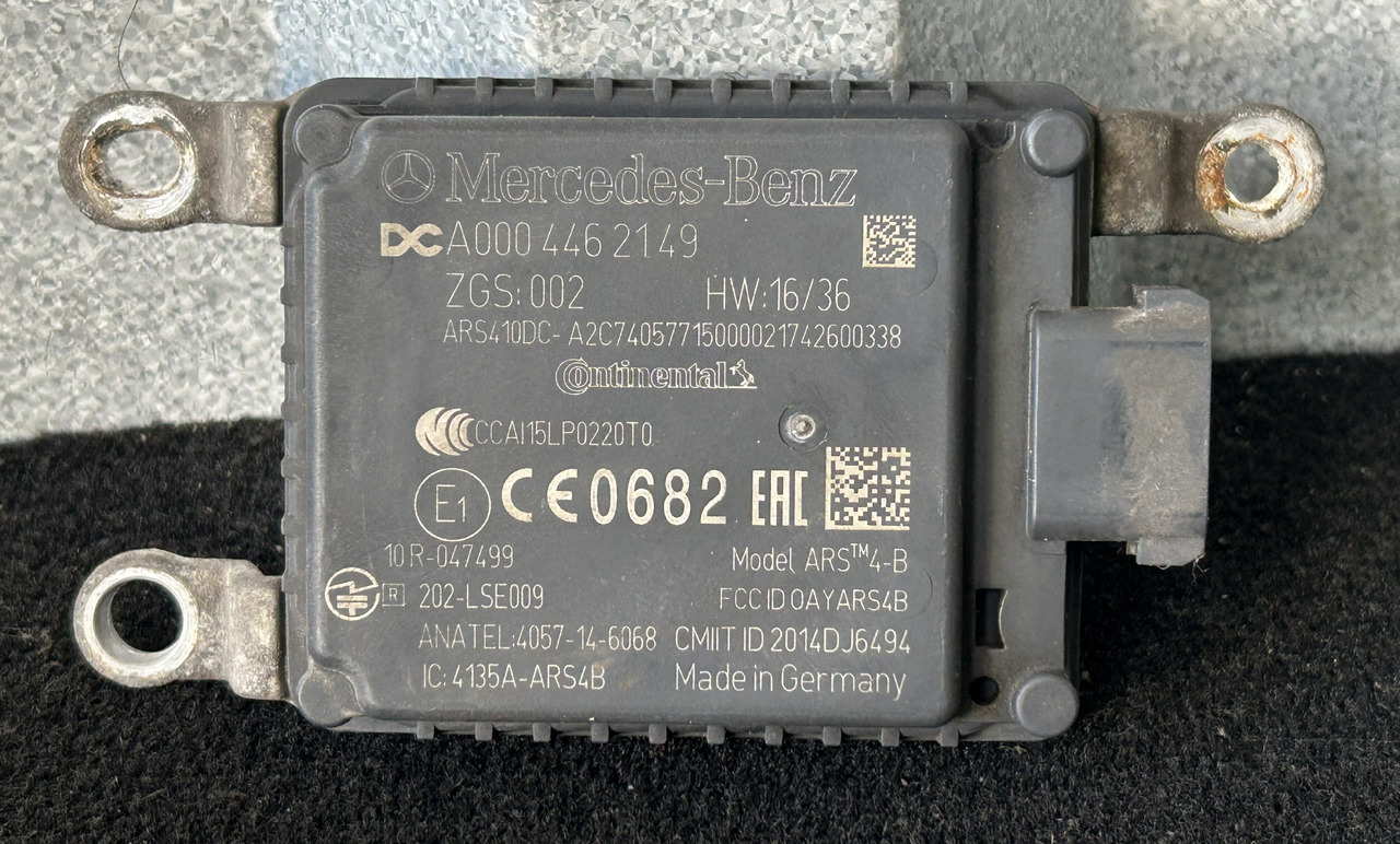 MERCEDES-BENZ RADAR DISTRONIC ACTROS MP4 - ECU: תמונה 1 MERCEDES-BENZ RADAR DISTRONIC ACTROS MP4 - ECU: תמונה 1