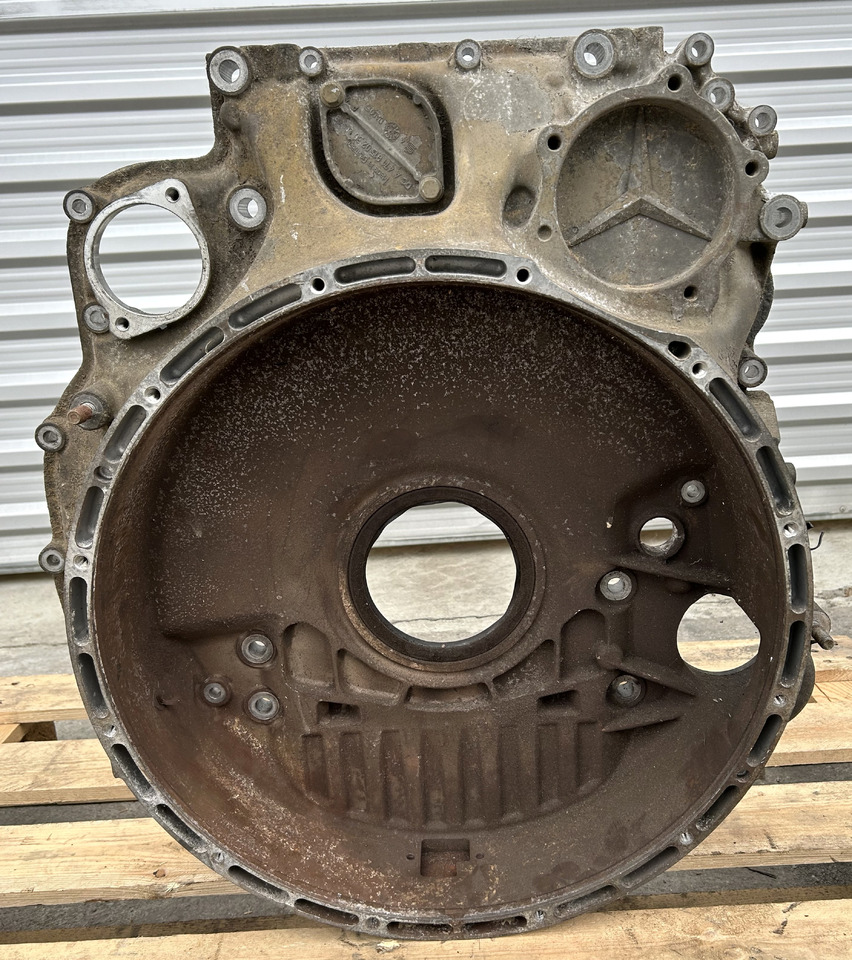 MERCEDES CLUTCH TIMING HOUSING ACTROS MP4 - גל זיזים: תמונה 2 MERCEDES CLUTCH TIMING HOUSING ACTROS MP4 - גל זיזים: תמונה 2