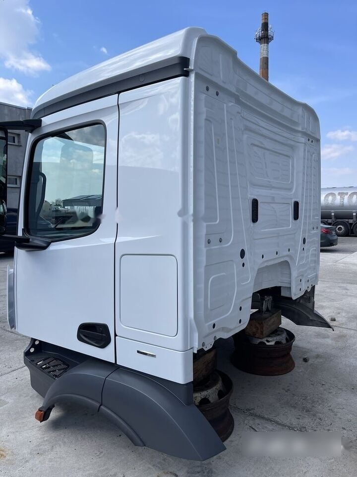 Mercedes-Benz AROCS ANTOS ACTROS A0006001005 Mercedes-Benz AROCS MP4 truck - תא עבור משאית: תמונה 3 Mercedes-Benz AROCS ANTOS ACTROS A0006001005 Mercedes-Benz AROCS MP4 truck - תא עבור משאית: תמונה 3