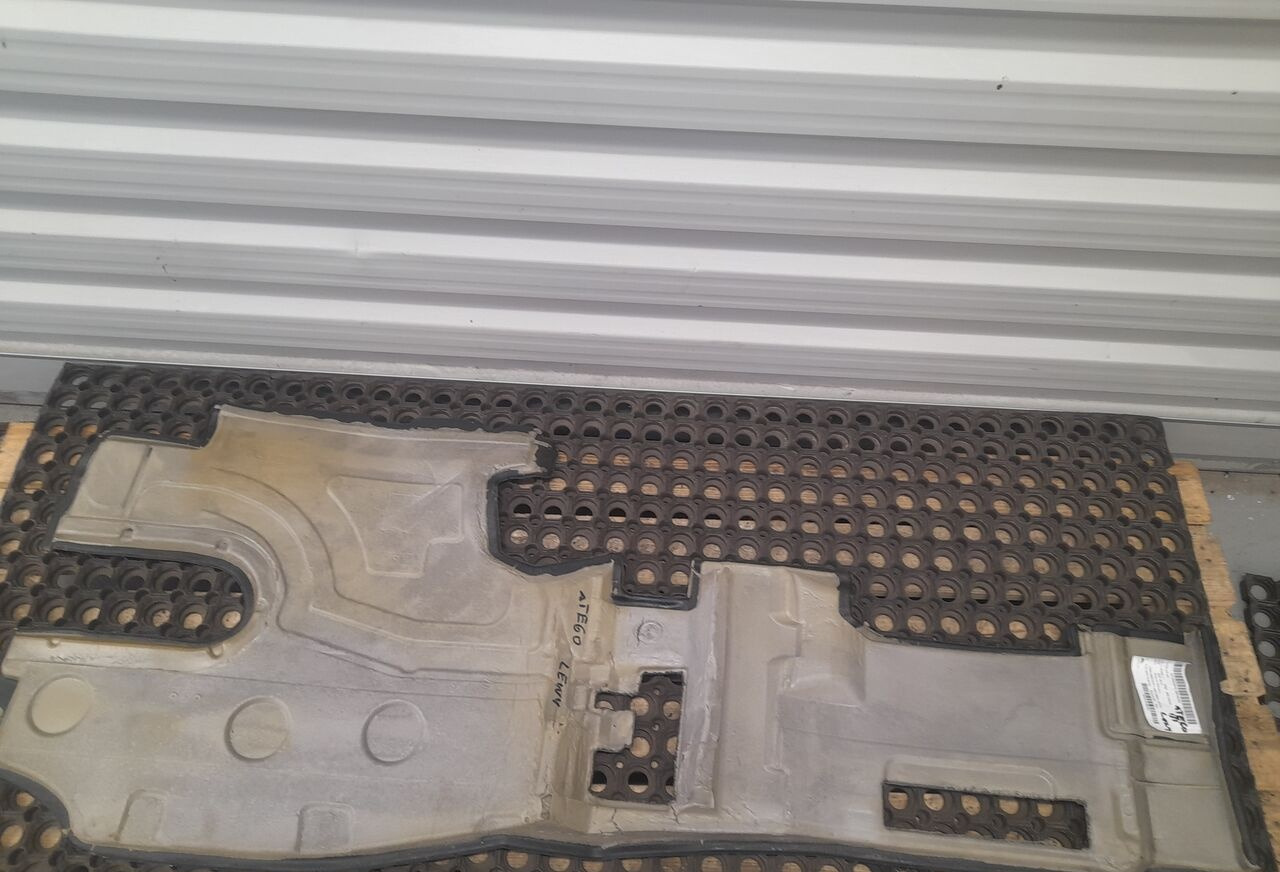 WYKŁADZINA KABINY L Mercedes-Benz ATEGO A9736800540 - תא ופנים הרכב עבור משאית: תמונה 2 WYKŁADZINA KABINY L Mercedes-Benz ATEGO A9736800540 - תא ופנים הרכב עבור משאית: תמונה 2