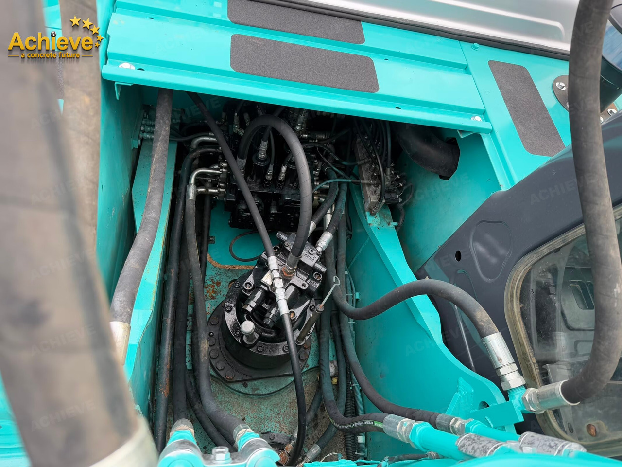 מחפר סורק KOBELCO SK200 0.8 m³ 20000 kg 110/2000 kw/rpm 6D34-TLU2D 【ACHIEVE】 TOP CONDITION!!!: תמונה 33