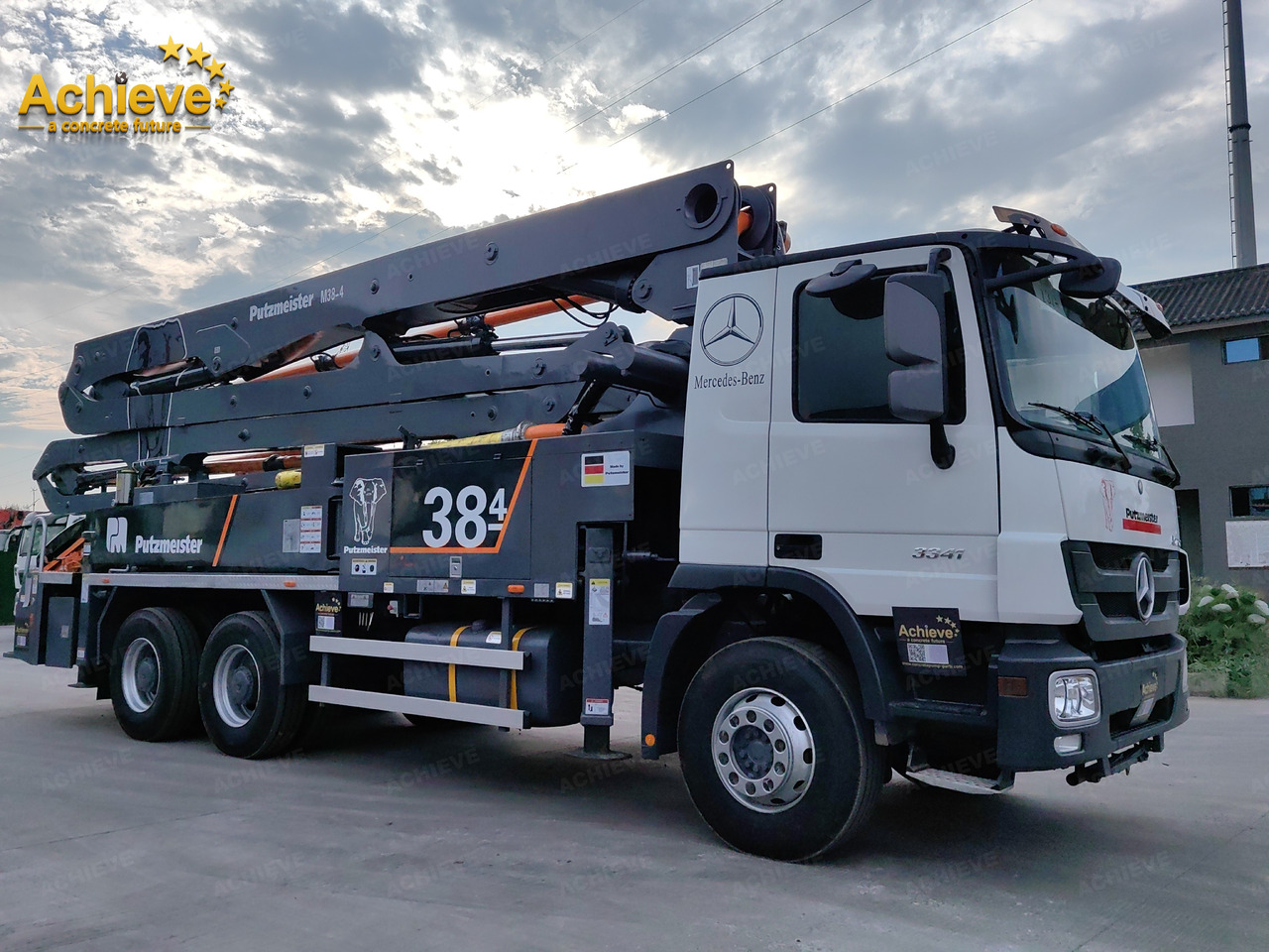 PUTZMEISTER PUTZMEISTER M38-4Z 2013 HOT SALE Mercedes-Benz【ACHIEVE】TOP CONDITION!!! - משאית משאבת בטון: תמונה 2 PUTZMEISTER PUTZMEISTER M38-4Z 2013 HOT SALE Mercedes-Benz【ACHIEVE】TOP CONDITION!!! - משאית משאבת בטון: תמונה 2
