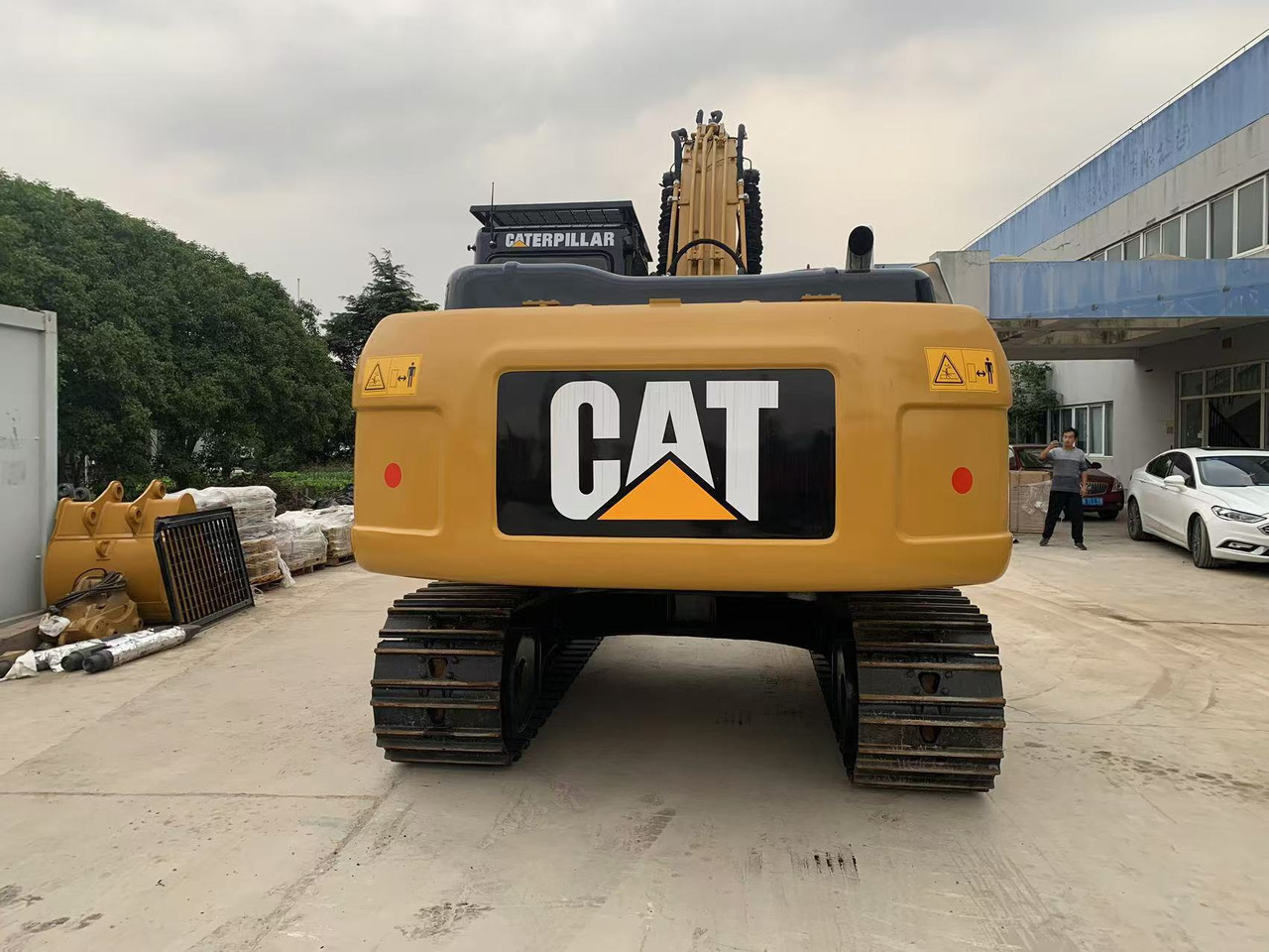 Caterpillar 323 Secondhand CAT Excavator Machine - מחפר סורק: תמונה 3 Caterpillar 323 Secondhand CAT Excavator Machine - מחפר סורק: תמונה 3