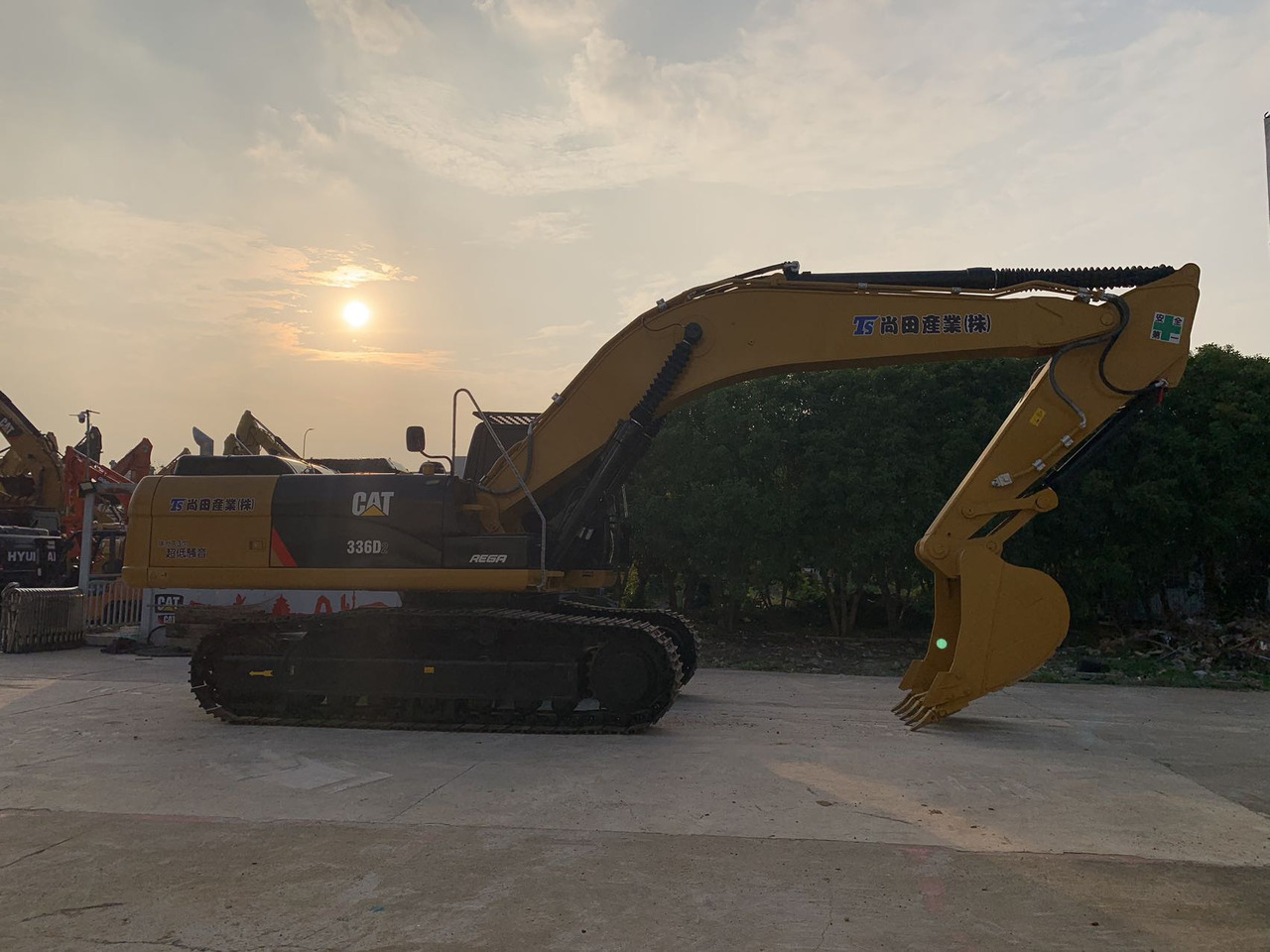 Caterpillar 36 ton Excavator CAT 336D, 336DL Mining Equipment - מחפר סורק: תמונה 1 Caterpillar 36 ton Excavator CAT 336D, 336DL Mining Equipment - מחפר סורק: תמונה 1