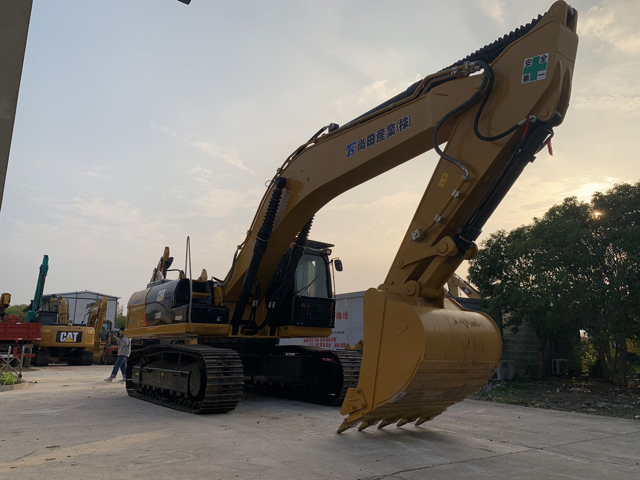 Caterpillar 36 ton Excavator CAT 336D, 336DL Mining Equipment - מחפר סורק: תמונה 3 Caterpillar 36 ton Excavator CAT 336D, 336DL Mining Equipment - מחפר סורק: תמונה 3