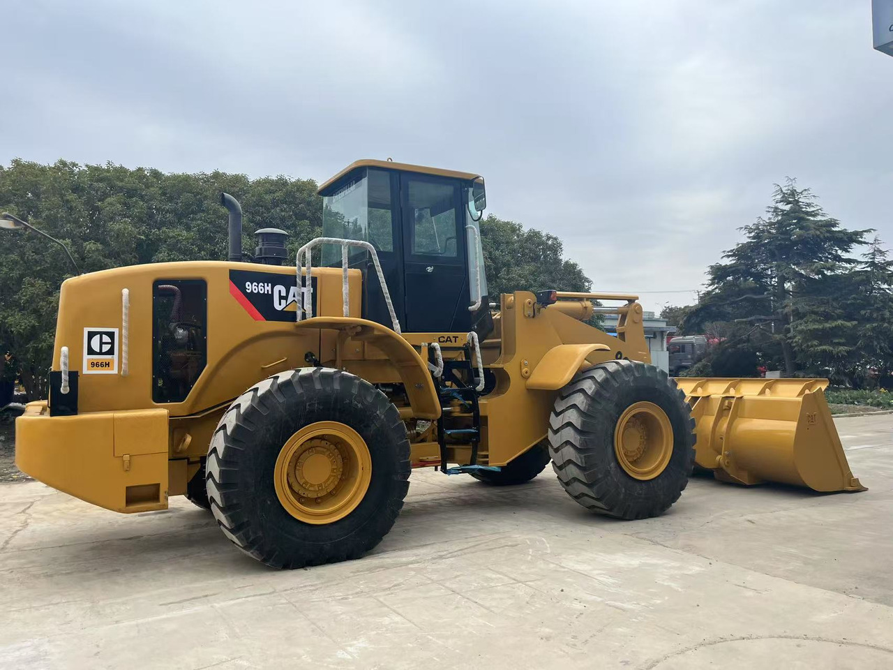 Caterpillar Secondhand Payloader CAT 966H, 950H - מעמיס גלגלים: תמונה 1 Caterpillar Secondhand Payloader CAT 966H, 950H - מעמיס גלגלים: תמונה 1
