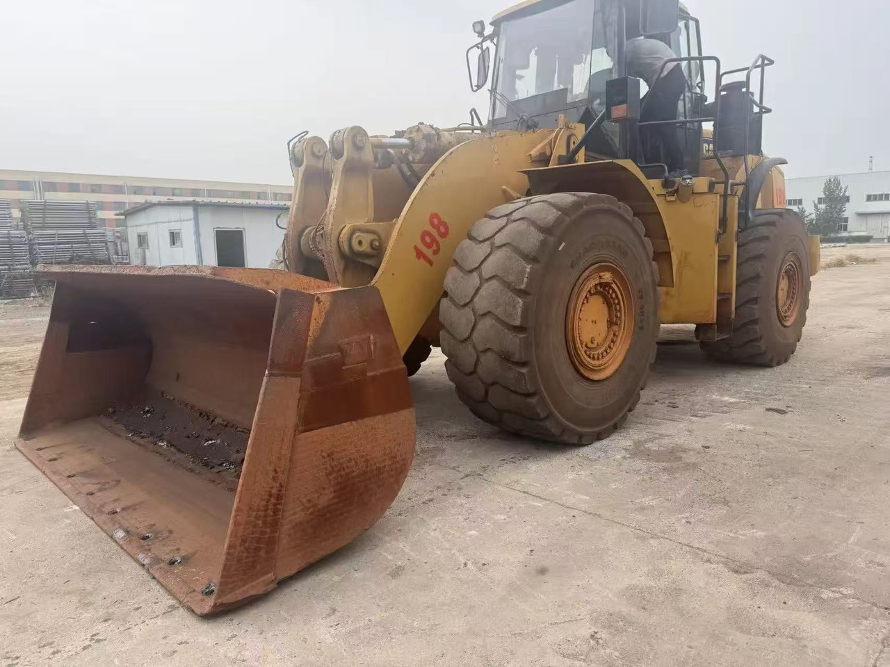 Caterpillar Secondhand Payloader CAT 988H - מעמיס גלגלים: תמונה 2 Caterpillar Secondhand Payloader CAT 988H - מעמיס גלגלים: תמונה 2