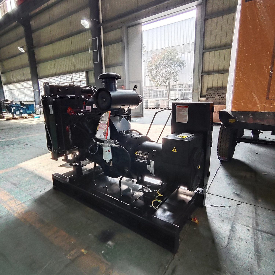 Cummins Generator Set 50KVA, 100KVA, 150KVA, 200KVA Brand New Condition - ערכת גנרטורים: תמונה 2 Cummins Generator Set 50KVA, 100KVA, 150KVA, 200KVA Brand New Condition - ערכת גנרטורים: תמונה 2