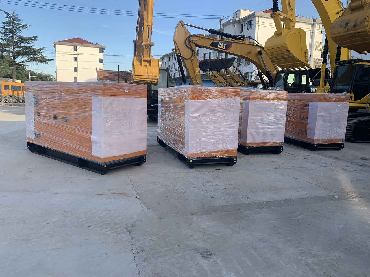 Cummins Generator Set 90KW Three Phase Power 50HZ - ערכת גנרטורים: תמונה 4 Cummins Generator Set 90KW Three Phase Power 50HZ - ערכת גנרטורים: תמונה 4