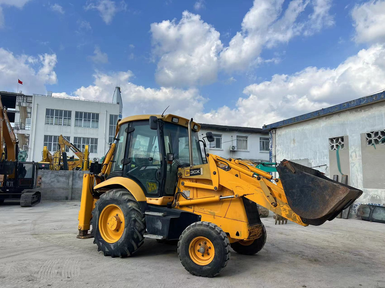 JCB 3CX Original Condition Used Backhoe Loader with Extendable Boom - מחפרון: תמונה 4 JCB 3CX Original Condition Used Backhoe Loader with Extendable Boom - מחפרון: תמונה 4