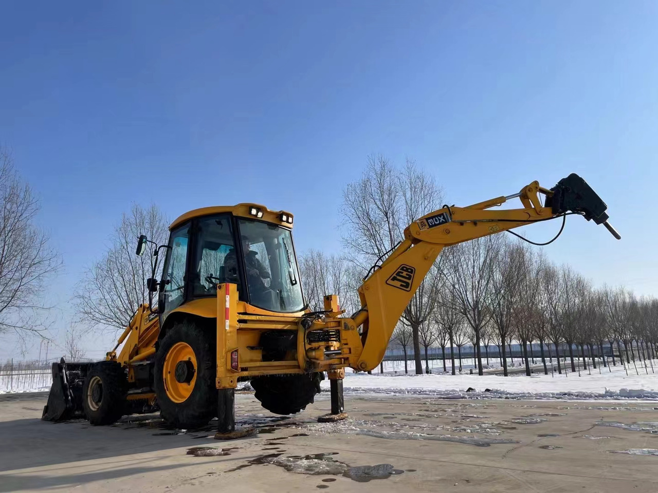 JCB 3CX Used Backhoe Loader with Hammer - מחפרון: תמונה 2 JCB 3CX Used Backhoe Loader with Hammer - מחפרון: תמונה 2
