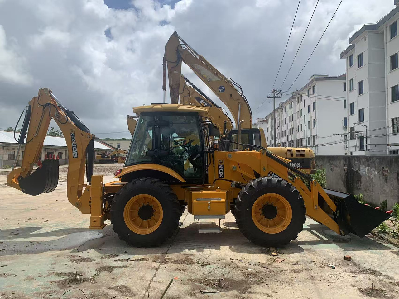 JCB 4X4 Backhoe Loader 4CX, 3CX - מחפרון: תמונה 3 JCB 4X4 Backhoe Loader 4CX, 3CX - מחפרון: תמונה 3